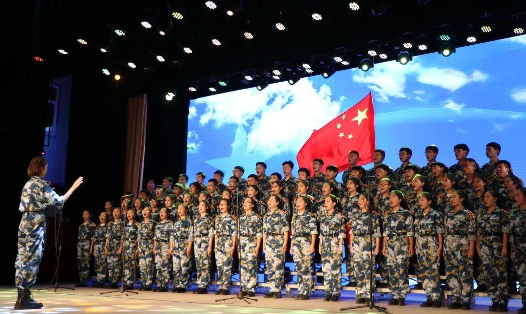摇滚乐团的装扮